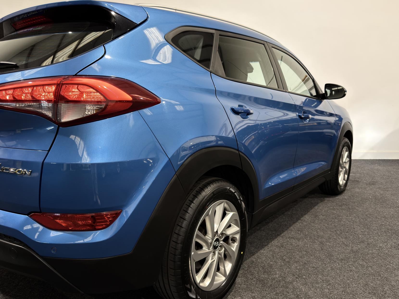 Hyundai TUCSON 1.7 CRDi Blue Drive SE Nav SUV 5dr Diesel Manual Euro 6 (s/s) (116 ps)