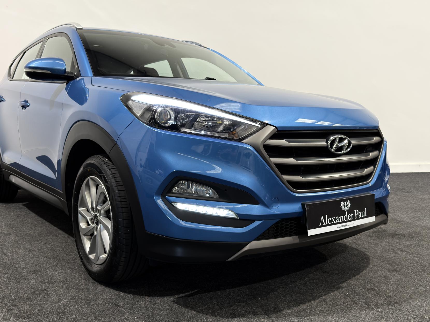 Hyundai TUCSON 1.7 CRDi Blue Drive SE Nav SUV 5dr Diesel Manual Euro 6 (s/s) (116 ps)