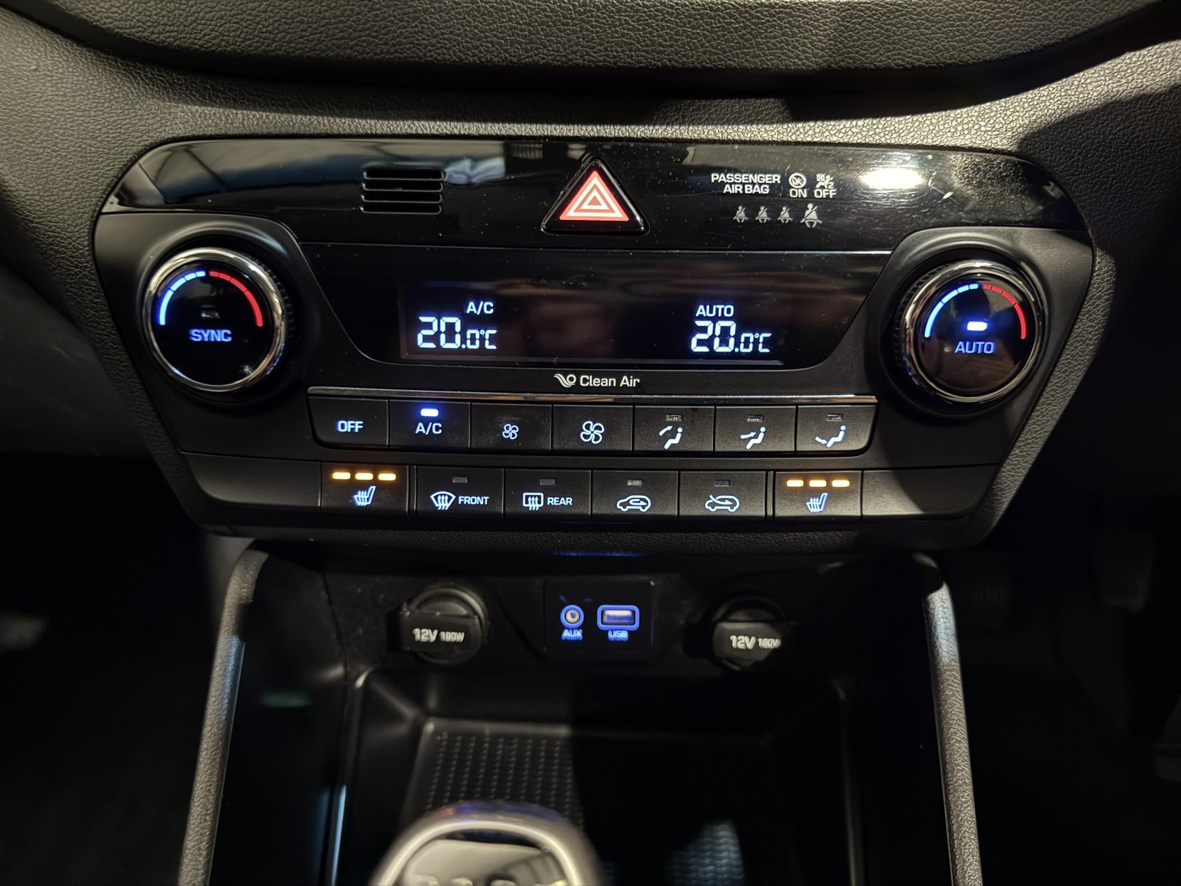 Hyundai TUCSON 1.7 CRDi Blue Drive SE Nav SUV 5dr Diesel Manual Euro 6 (s/s) (116 ps)