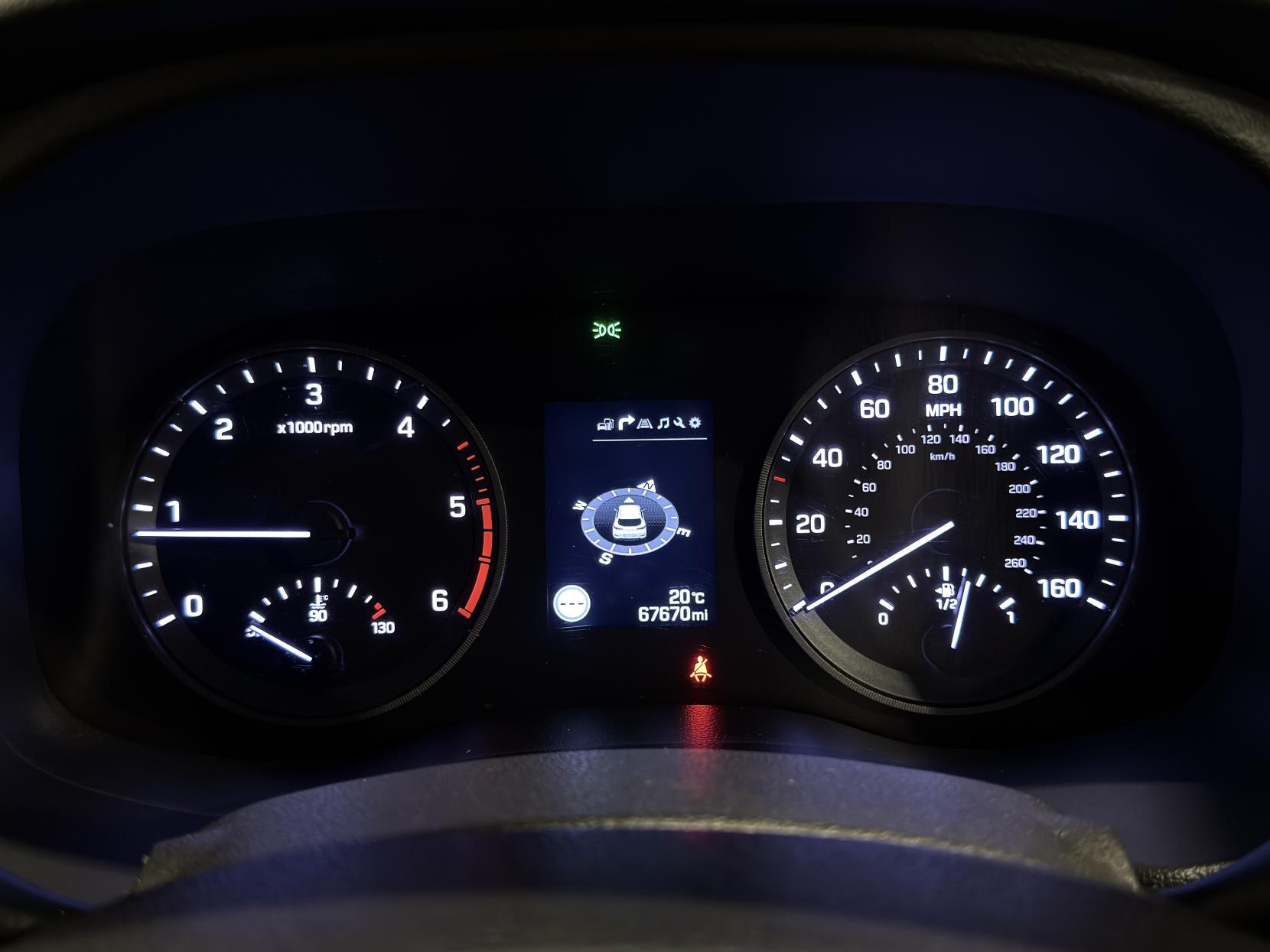 Hyundai TUCSON 1.7 CRDi Blue Drive SE Nav SUV 5dr Diesel Manual Euro 6 (s/s) (116 ps)