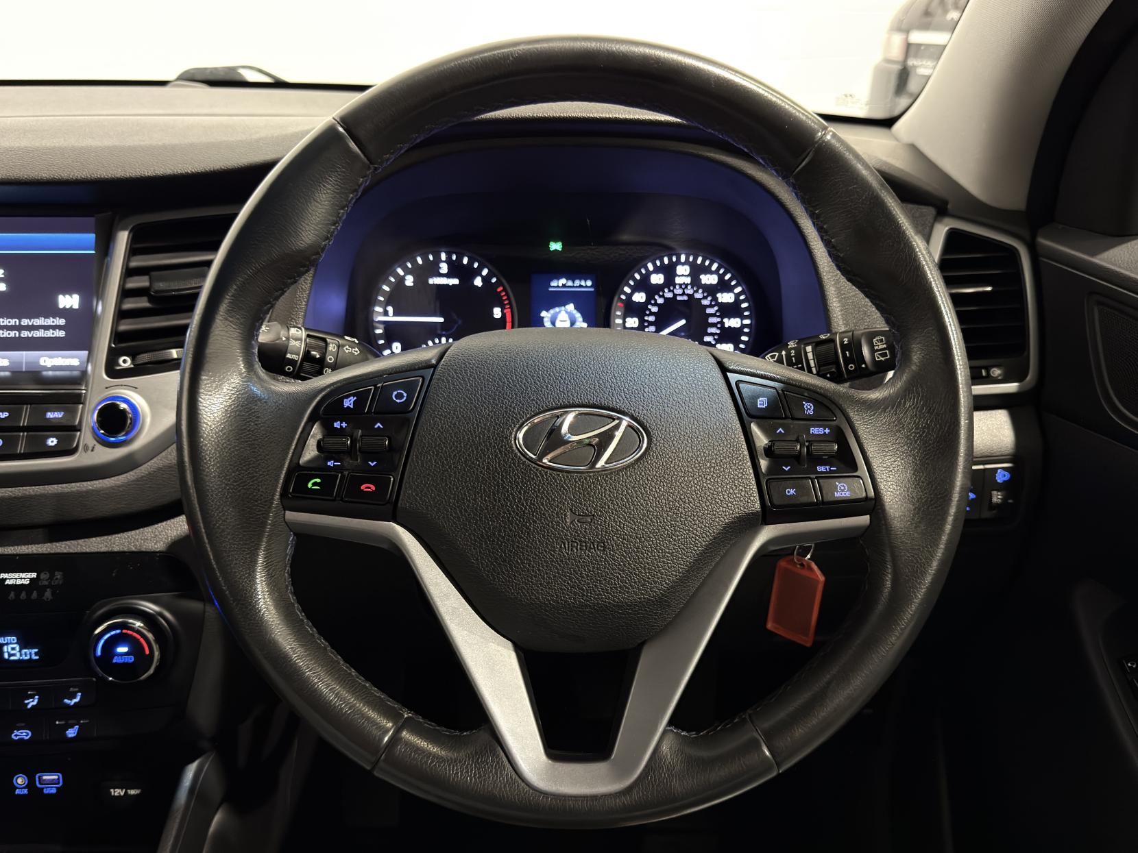 Hyundai TUCSON 1.7 CRDi Blue Drive SE Nav SUV 5dr Diesel Manual Euro 6 (s/s) (116 ps)