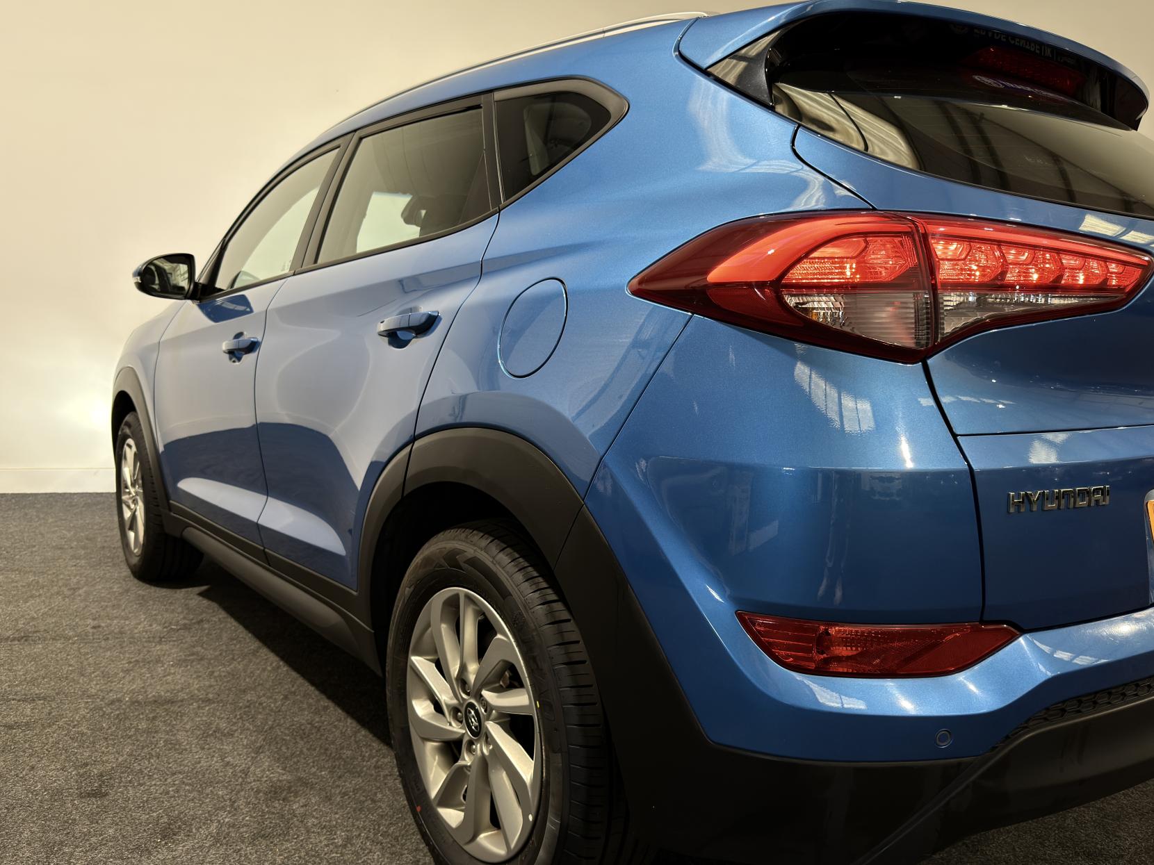 Hyundai TUCSON 1.7 CRDi Blue Drive SE Nav SUV 5dr Diesel Manual Euro 6 (s/s) (116 ps)