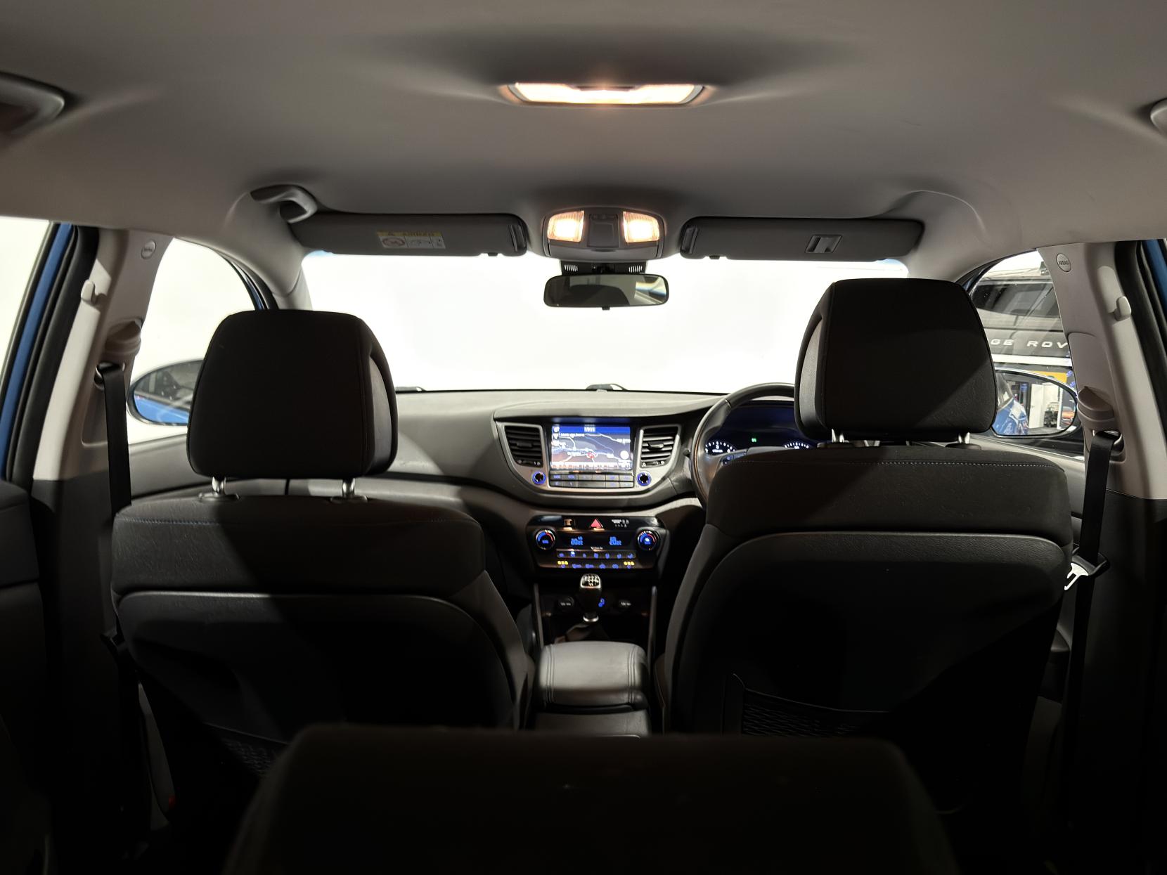 Hyundai TUCSON 1.7 CRDi Blue Drive SE Nav SUV 5dr Diesel Manual Euro 6 (s/s) (116 ps)