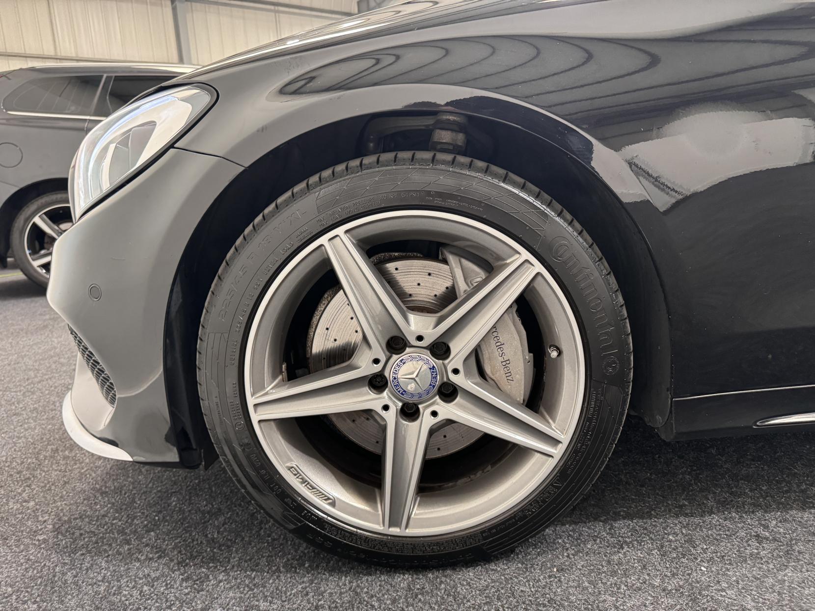 Mercedes-Benz C Class 2.1 C250 BlueTEC AMG Line Saloon 4dr Diesel G-Tronic+ Euro 6 (s/s) (204 ps)