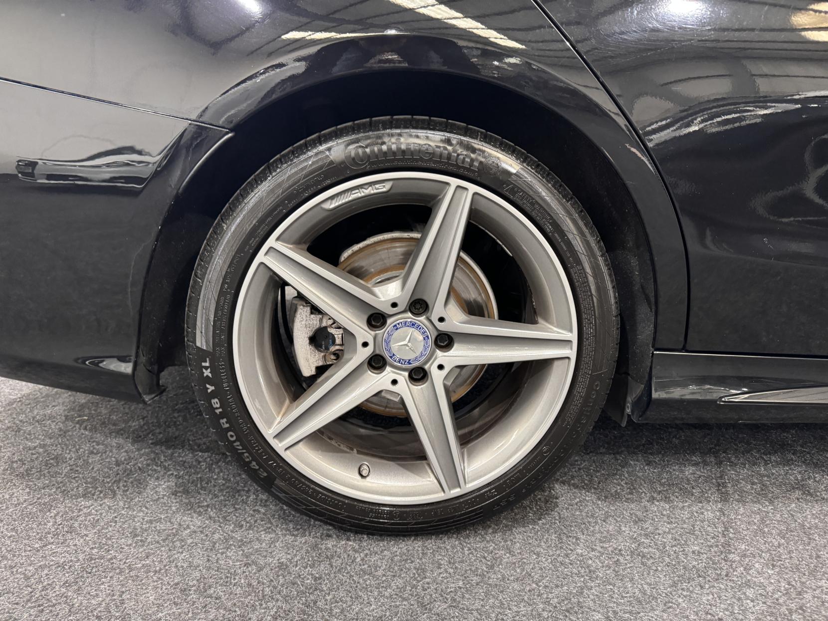 Mercedes-Benz C Class 2.1 C250 BlueTEC AMG Line Saloon 4dr Diesel G-Tronic+ Euro 6 (s/s) (204 ps)
