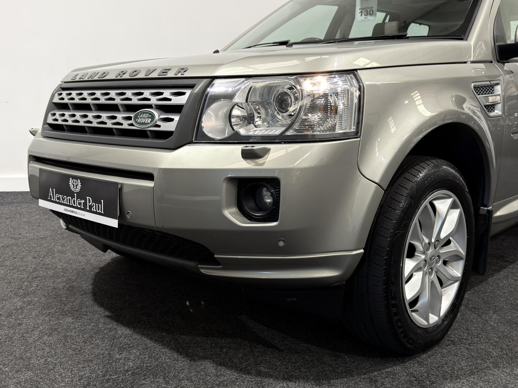 Land Rover Freelander 2 2.2 SD4 HSE SUV 5dr Diesel CommandShift 4WD Euro 5 (190 ps)