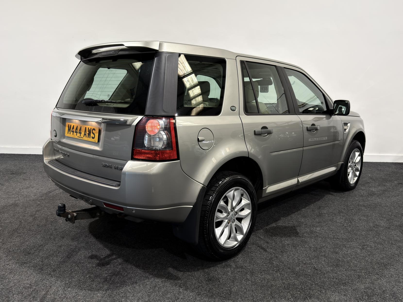 Land Rover Freelander 2 2.2 SD4 HSE SUV 5dr Diesel CommandShift 4WD Euro 5 (190 ps)