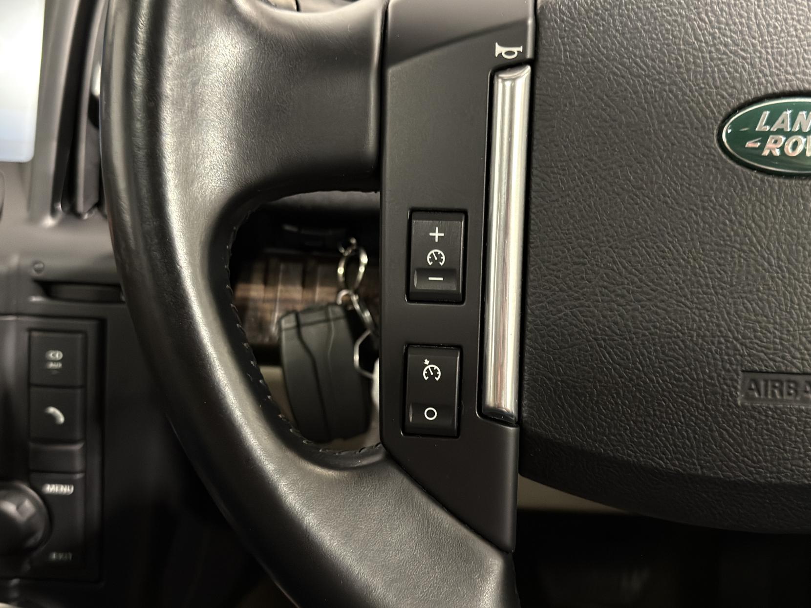 Land Rover Freelander 2 2.2 SD4 HSE SUV 5dr Diesel CommandShift 4WD Euro 5 (190 ps)