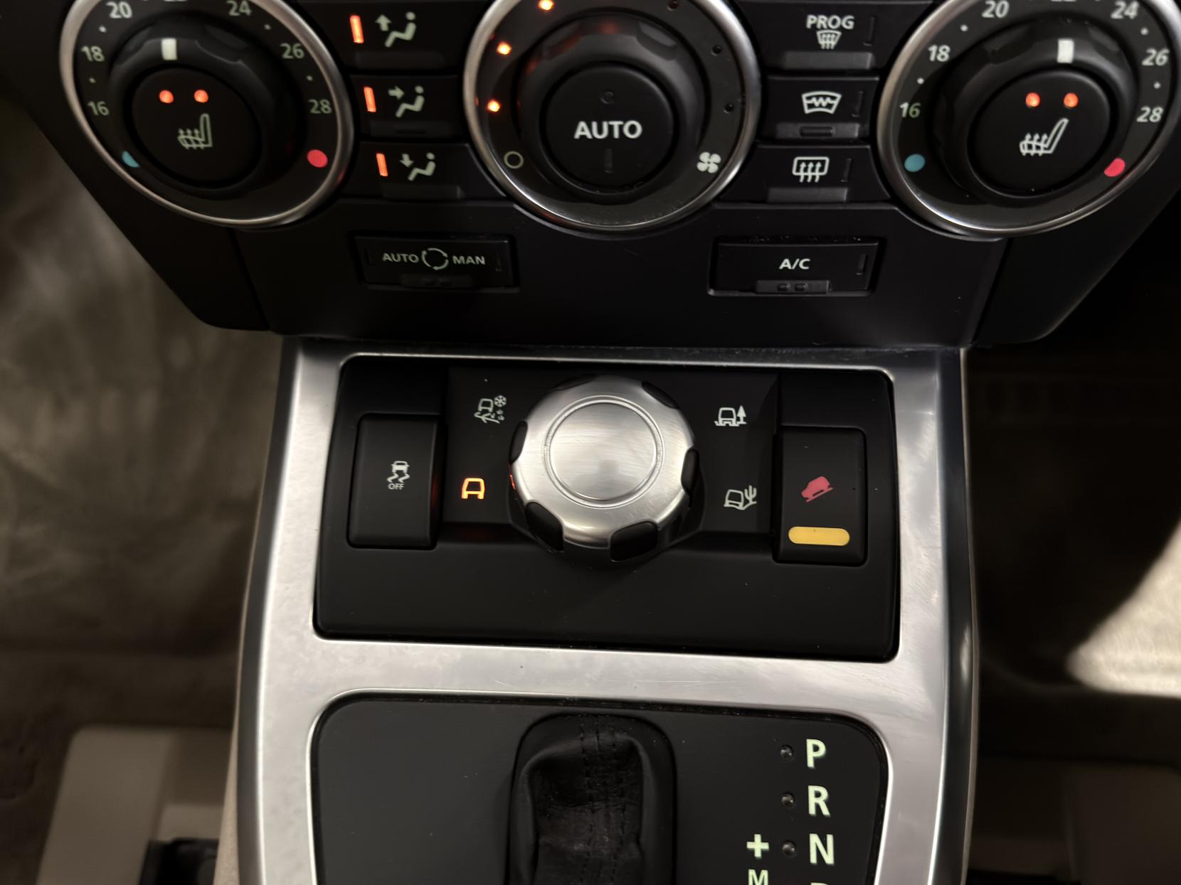 Land Rover Freelander 2 2.2 SD4 HSE SUV 5dr Diesel CommandShift 4WD Euro 5 (190 ps)