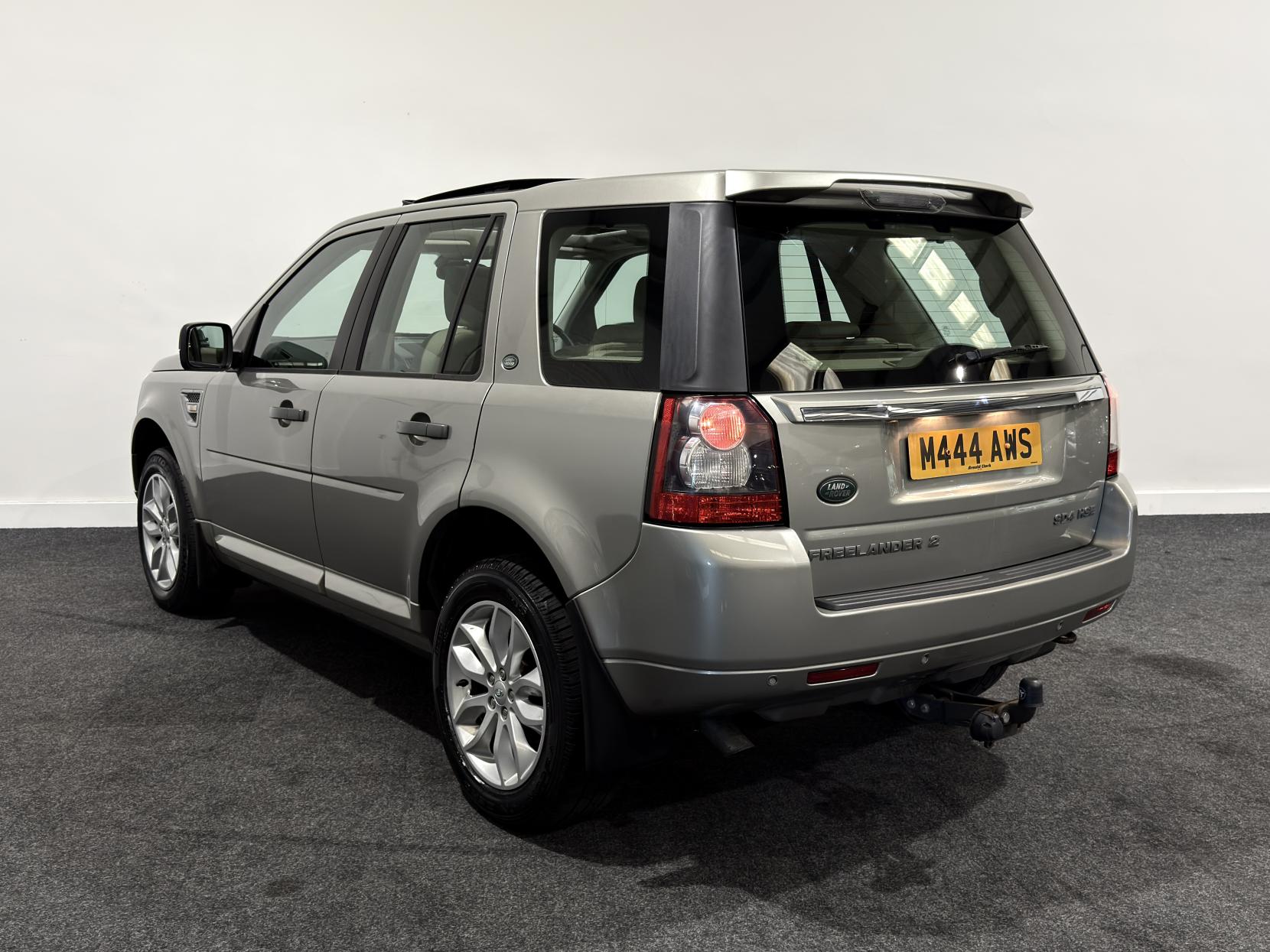 Land Rover Freelander 2 2.2 SD4 HSE SUV 5dr Diesel CommandShift 4WD Euro 5 (190 ps)