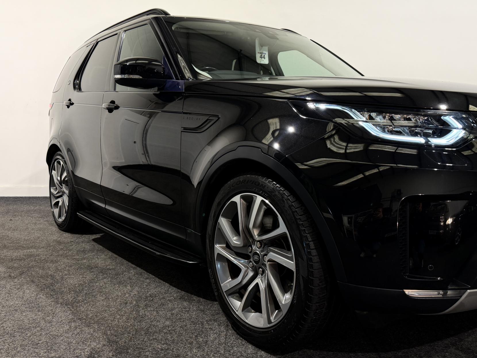 Land Rover Discovery 3.0 TD V6 HSE SUV 5dr Diesel Auto 4WD Euro 6 (s/s) (258 ps)