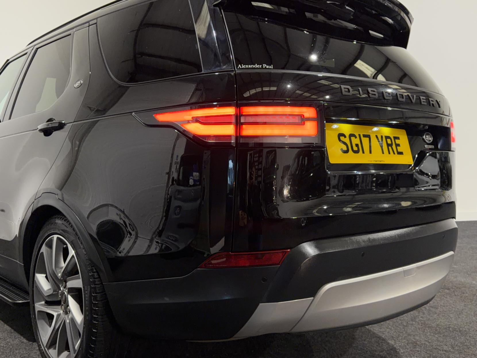 Land Rover Discovery 3.0 TD V6 HSE SUV 5dr Diesel Auto 4WD Euro 6 (s/s) (258 ps)