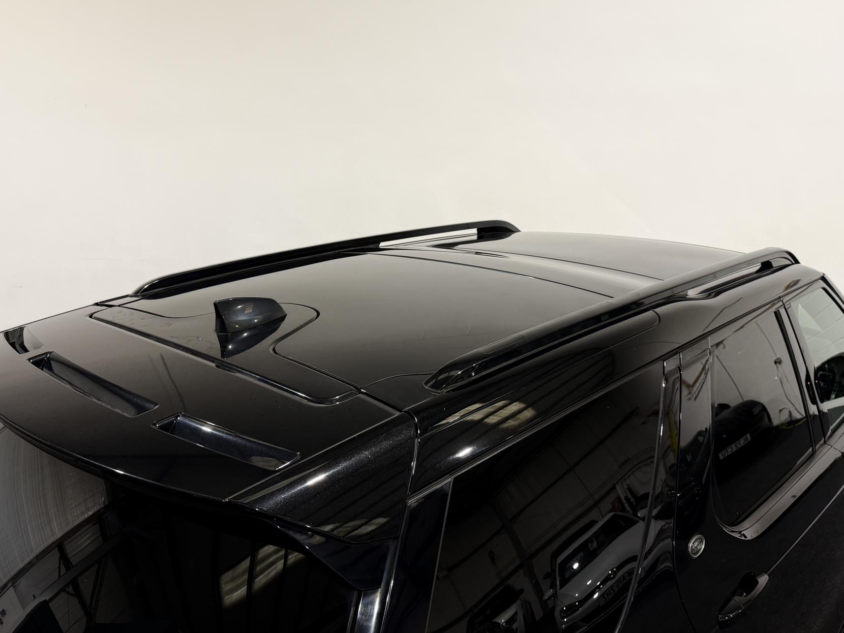 Land Rover Discovery 3.0 TD V6 HSE SUV 5dr Diesel Auto 4WD Euro 6 (s/s) (258 ps)