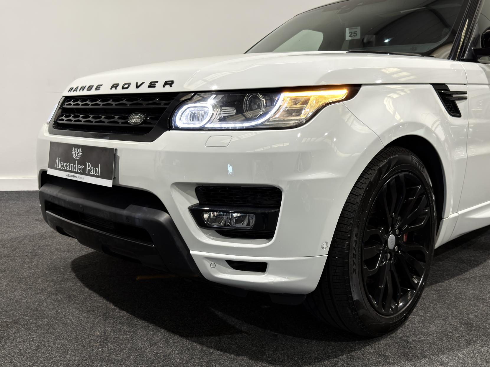 Land Rover Range Rover Sport 3.0 SD V6 Autobiography Dynamic SUV 5dr Diesel Auto 4WD Euro 6 (s/s) (306 ps)