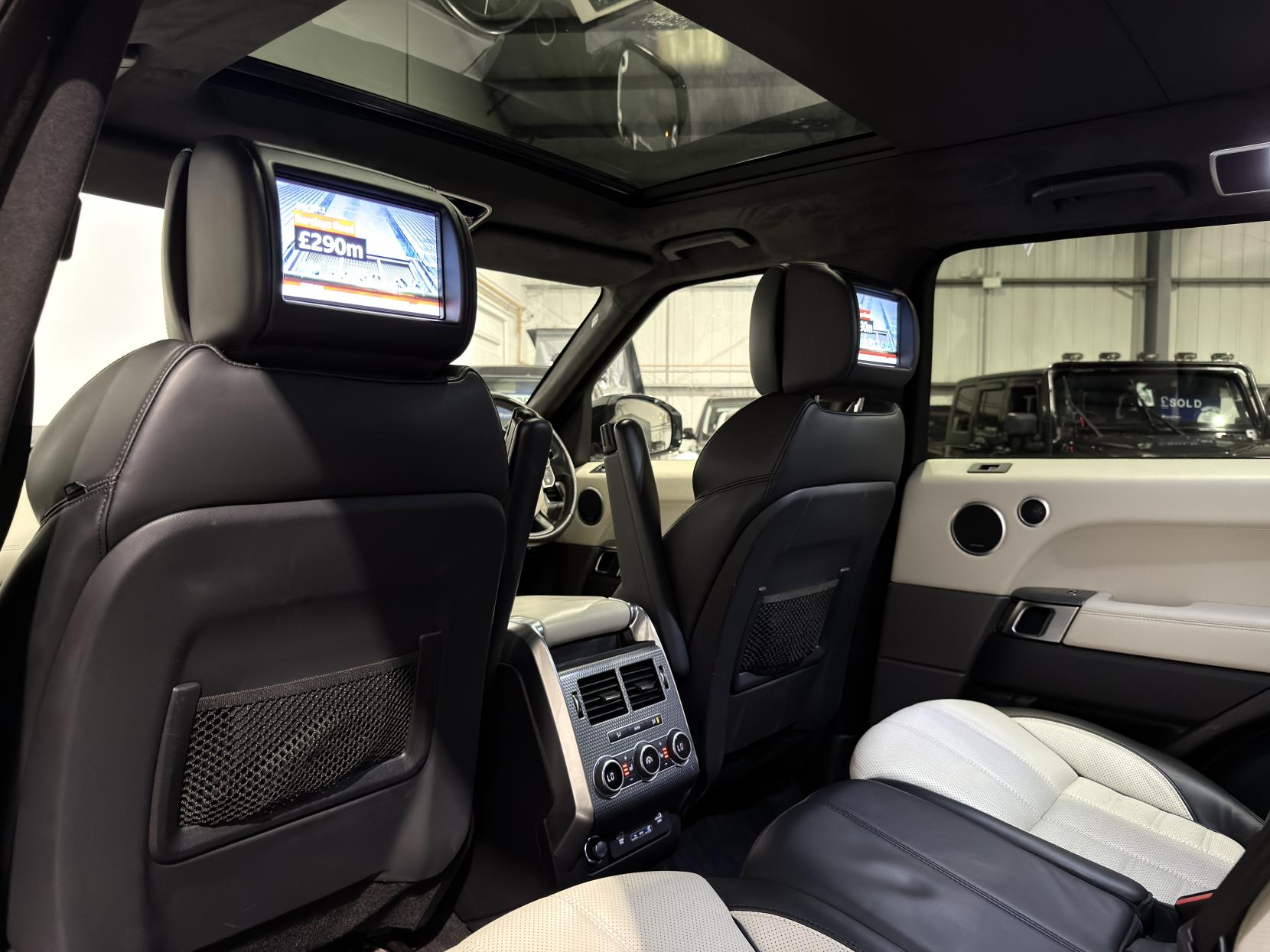 Land Rover Range Rover Sport 3.0 SD V6 Autobiography Dynamic SUV 5dr Diesel Auto 4WD Euro 6 (s/s) (306 ps)