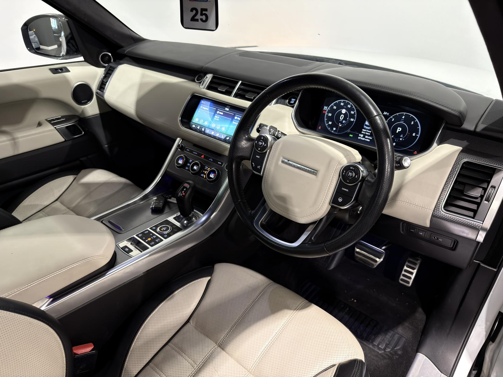 Land Rover Range Rover Sport 3.0 SD V6 Autobiography Dynamic SUV 5dr Diesel Auto 4WD Euro 6 (s/s) (306 ps)