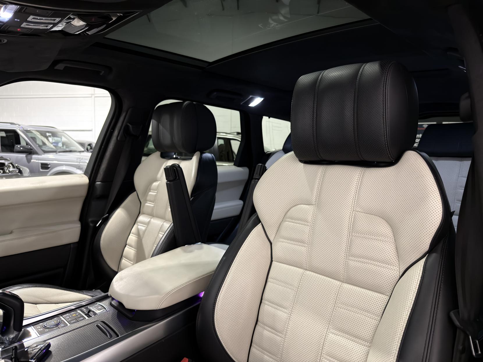 Land Rover Range Rover Sport 3.0 SD V6 Autobiography Dynamic SUV 5dr Diesel Auto 4WD Euro 6 (s/s) (306 ps)