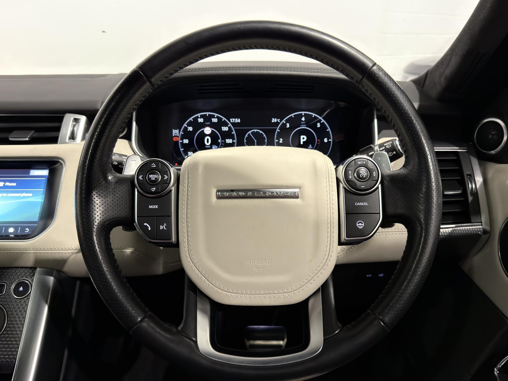 Land Rover Range Rover Sport 3.0 SD V6 Autobiography Dynamic SUV 5dr Diesel Auto 4WD Euro 6 (s/s) (306 ps)