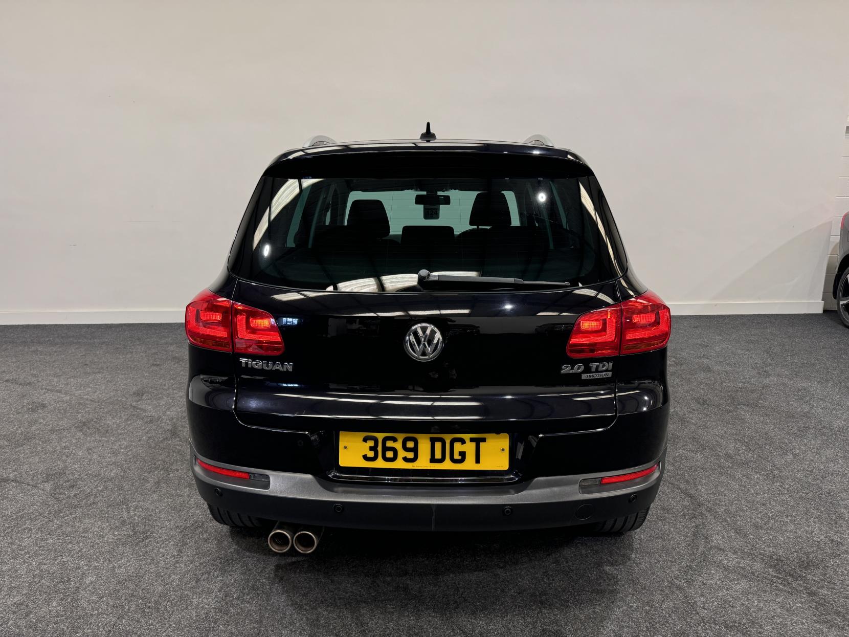 Volkswagen Tiguan 2.0 TDI BlueMotion Tech Match SUV 5dr Diesel Manual 4WD Euro 5 (s/s) (140 ps)