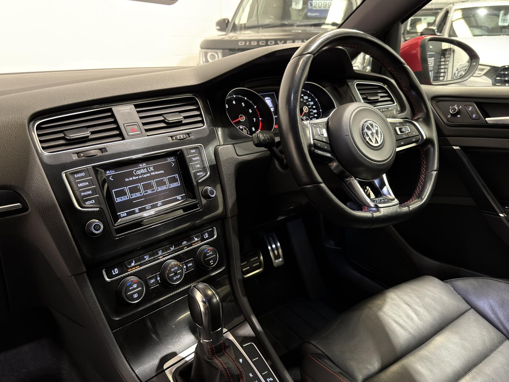 Volkswagen Golf 2.0 TSI BlueMotion Tech GTI Performance Hatchback 3dr Petrol DSG Euro 6 (s/s) (230 ps)