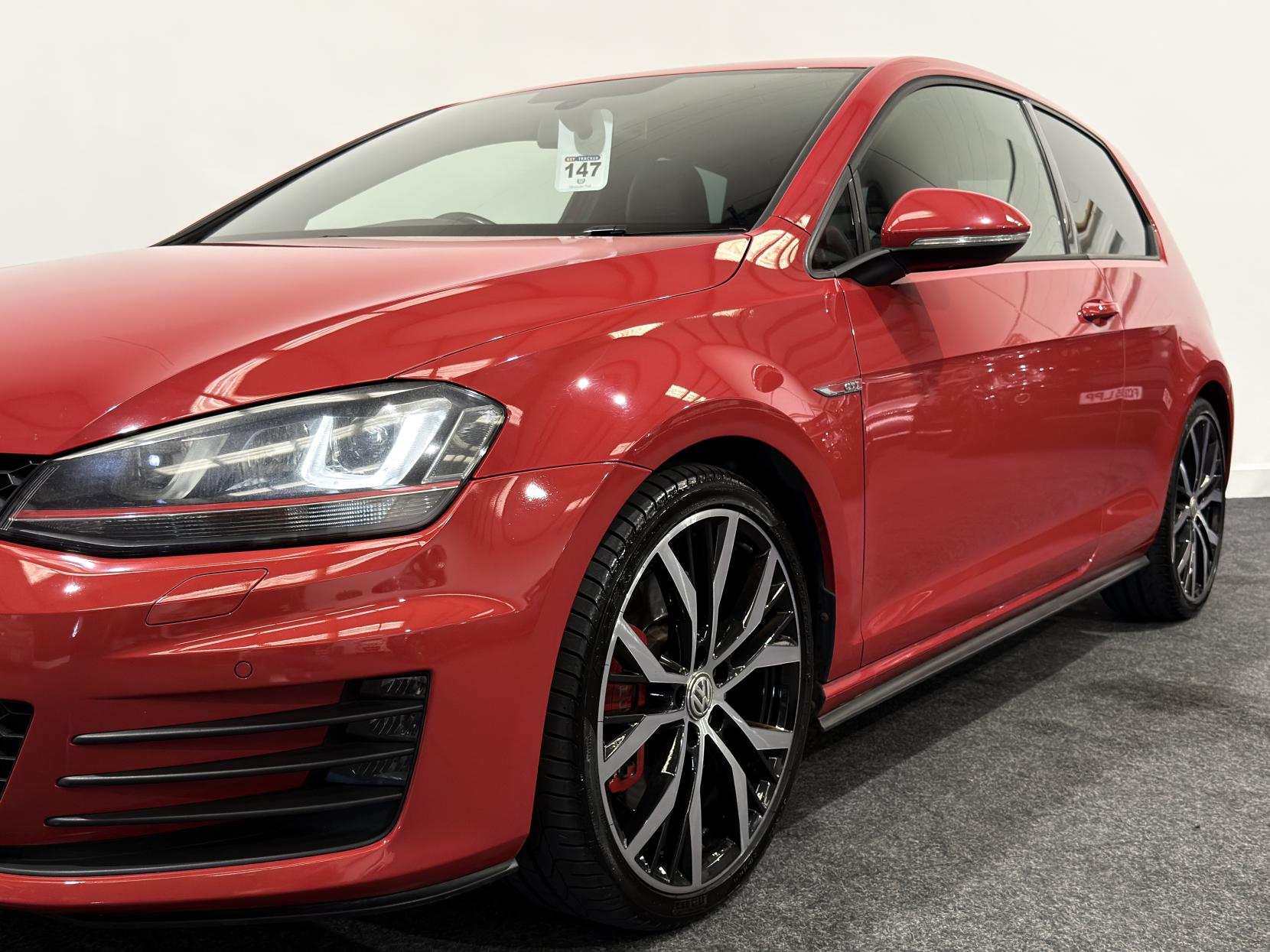 Volkswagen Golf 2.0 TSI BlueMotion Tech GTI Performance Hatchback 3dr Petrol DSG Euro 6 (s/s) (230 ps)