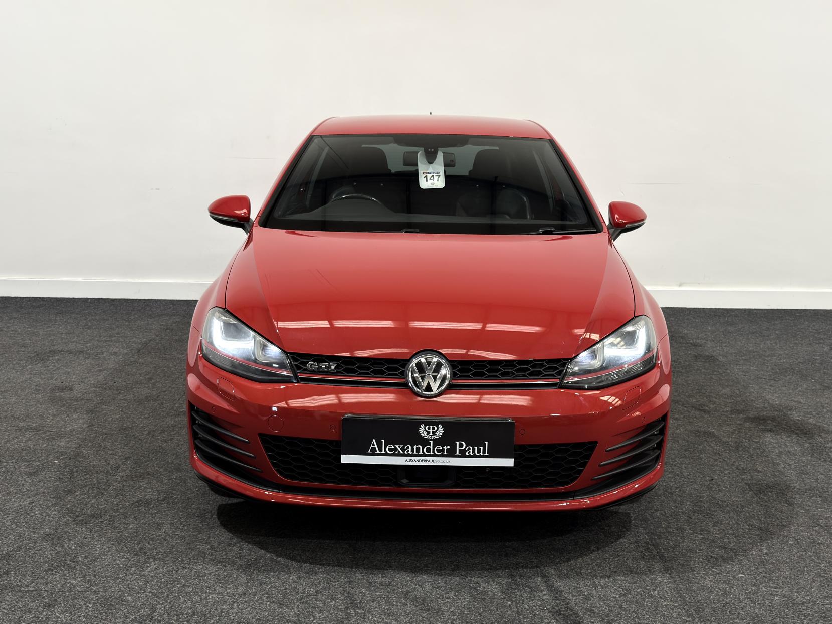 Volkswagen Golf 2.0 TSI BlueMotion Tech GTI Performance Hatchback 3dr Petrol DSG Euro 6 (s/s) (230 ps)