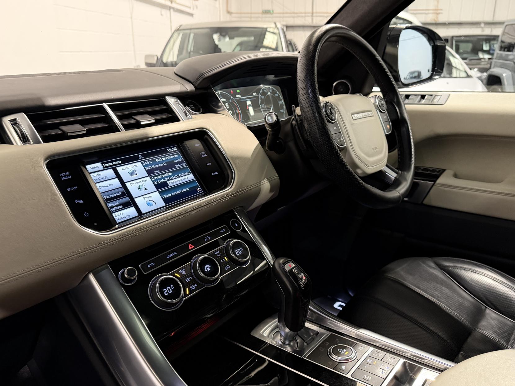 Land Rover Range Rover Sport 3.0 SD V6 Autobiography Dynamic SUV 5dr Diesel Auto 4WD Euro 5 (s/s) (306 ps)