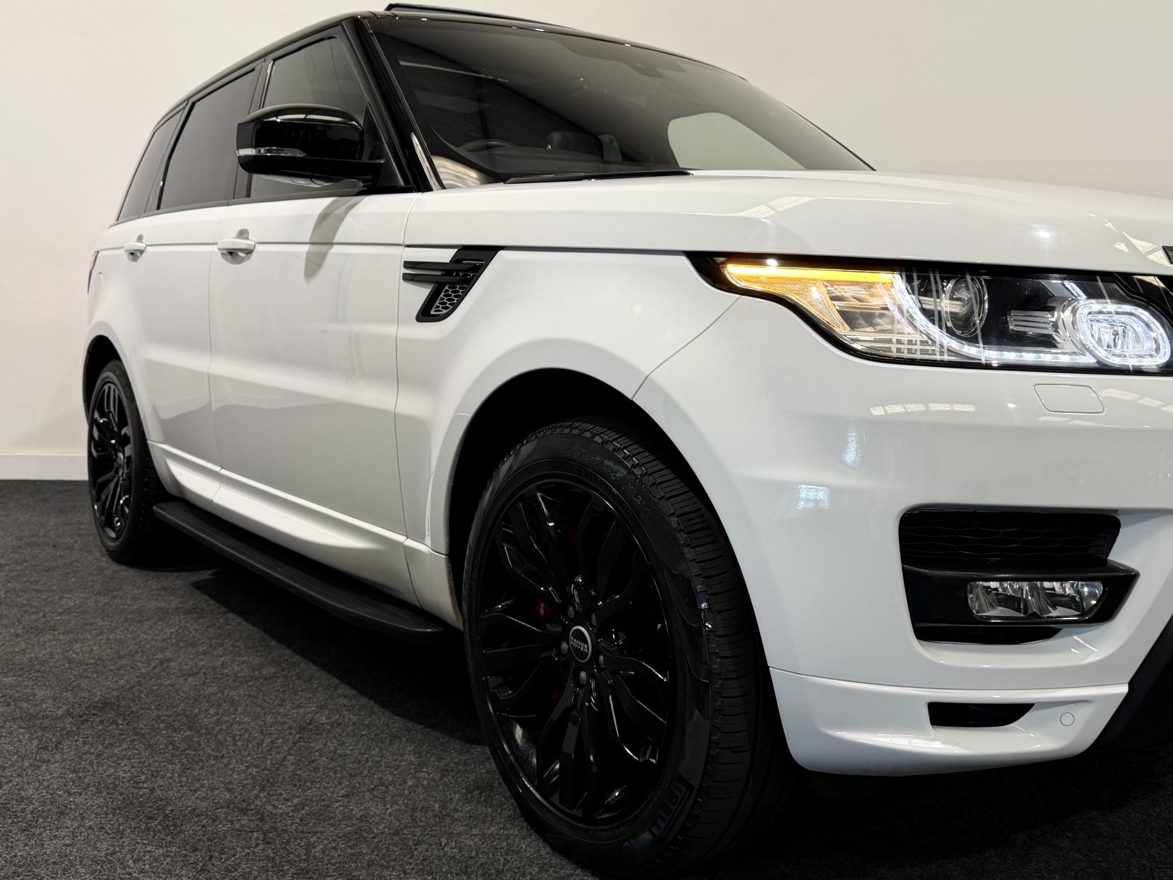 Land Rover Range Rover Sport 3.0 SD V6 Autobiography Dynamic SUV 5dr Diesel Auto 4WD Euro 5 (s/s) (306 ps)