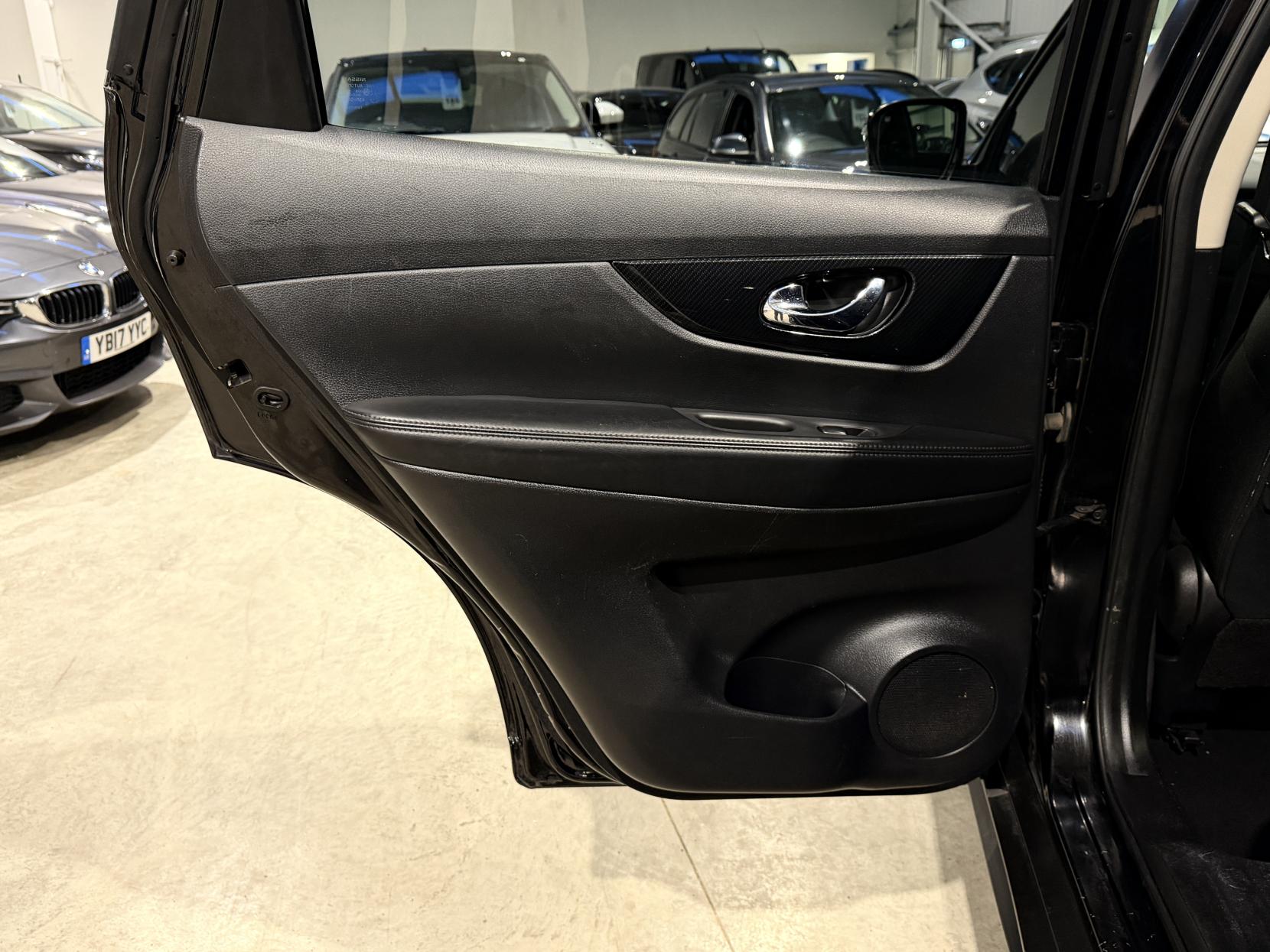 Nissan X-Trail 2.0 dCi N-Connecta SUV 5dr Diesel XTRON 4WD Euro 6 (s/s) (177 ps)