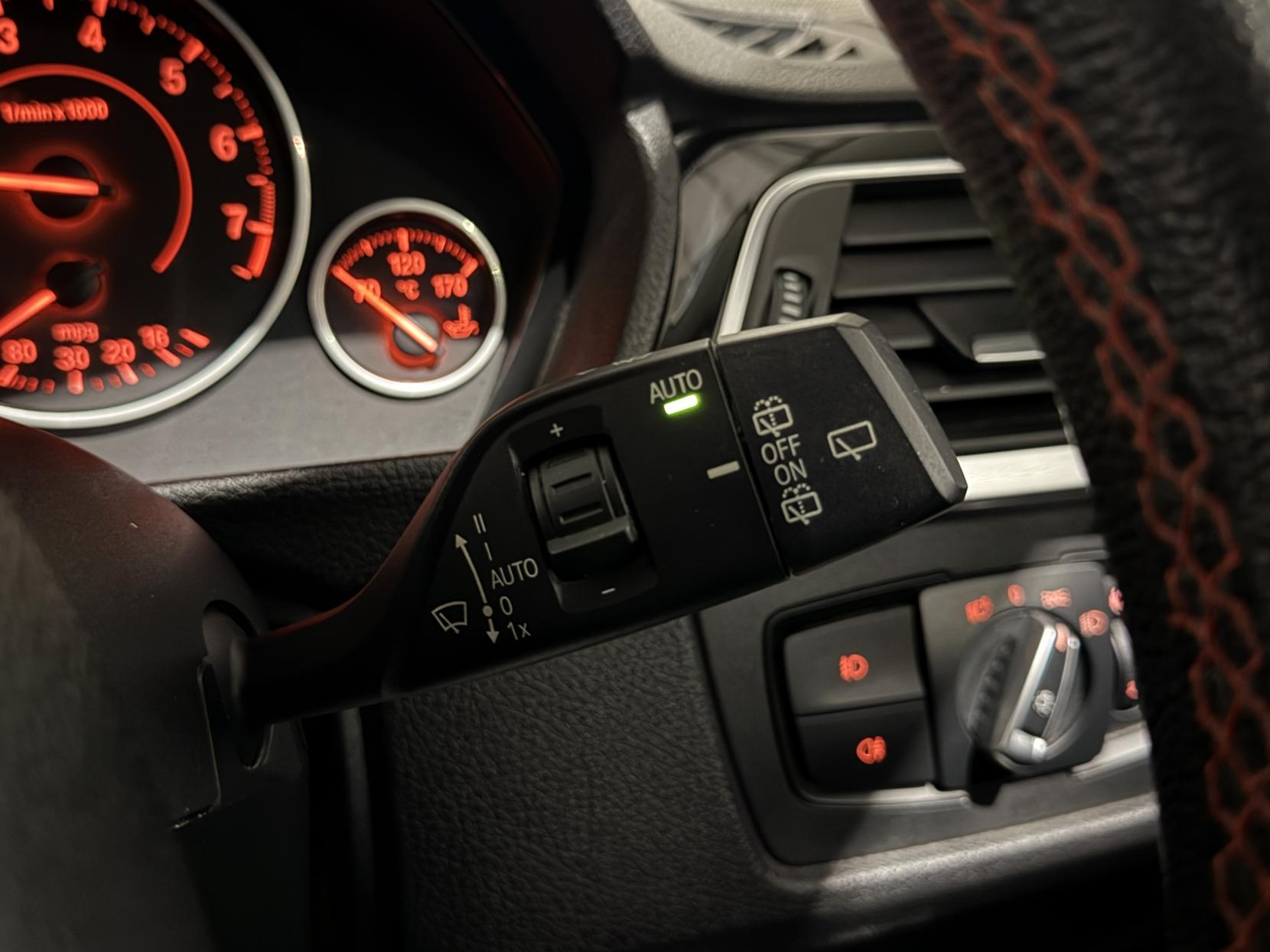 BMW 3 Series 2.0 320i Sport Touring 5dr Petrol Auto Euro 6 (s/s) (184 ps)