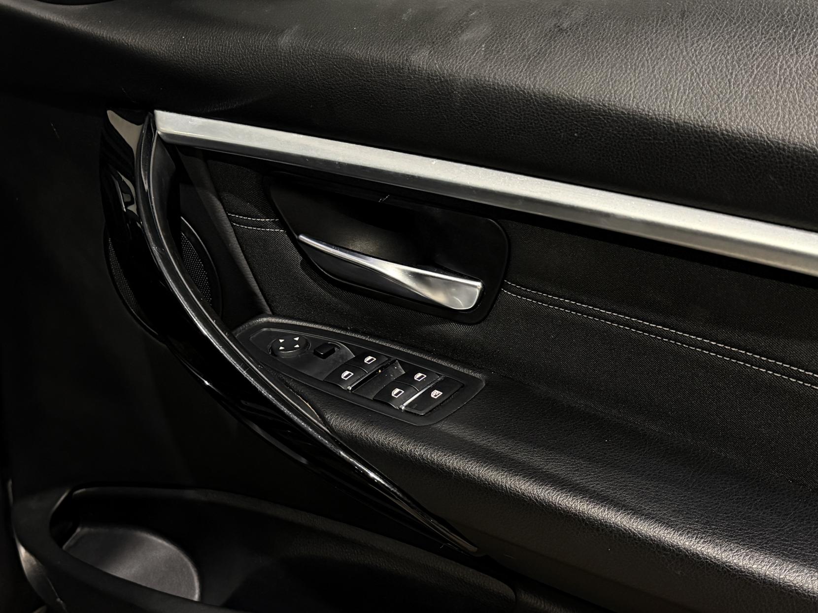 BMW 3 Series 2.0 320i Sport Touring 5dr Petrol Auto Euro 6 (s/s) (184 ps)