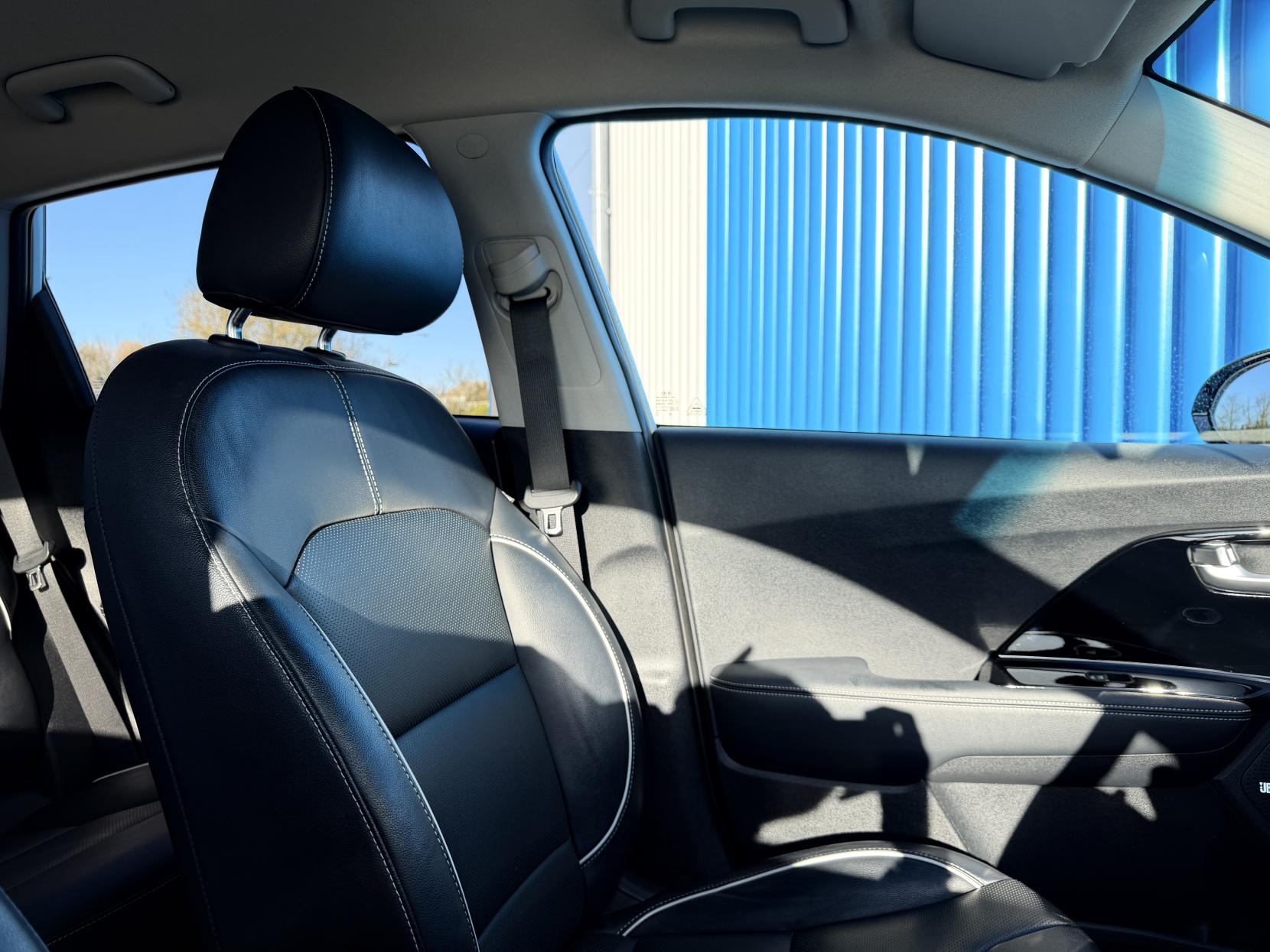 Kia Niro 64kWh 4 SUV 5dr Electric Auto (201 bhp)