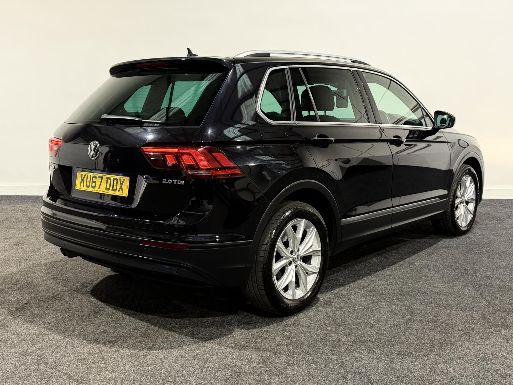 Volkswagen Tiguan 2.0 TDI SE Navigation SUV 5dr Diesel DSG Euro 6 (s/s) (150 ps)