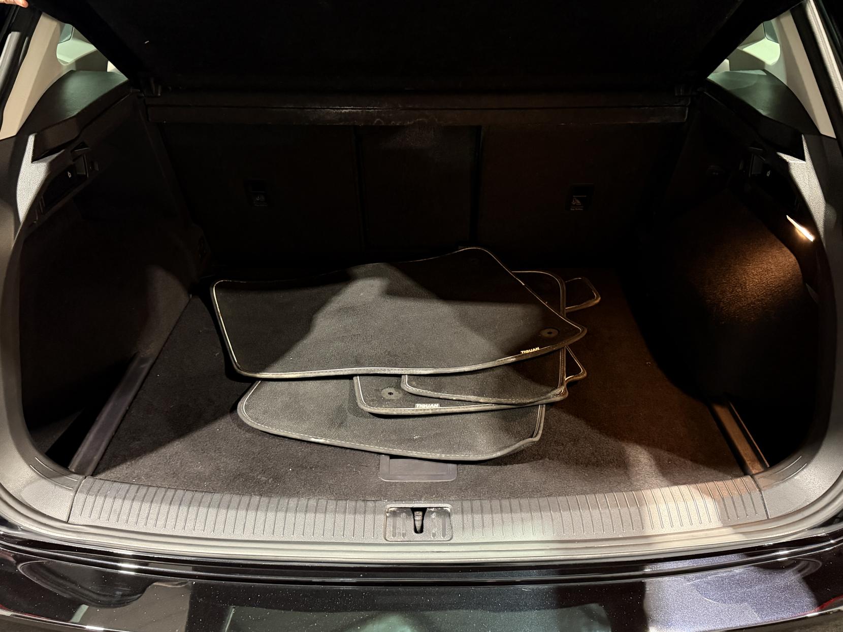 Volkswagen Tiguan 2.0 TDI SE Navigation SUV 5dr Diesel DSG Euro 6 (s/s) (150 ps)