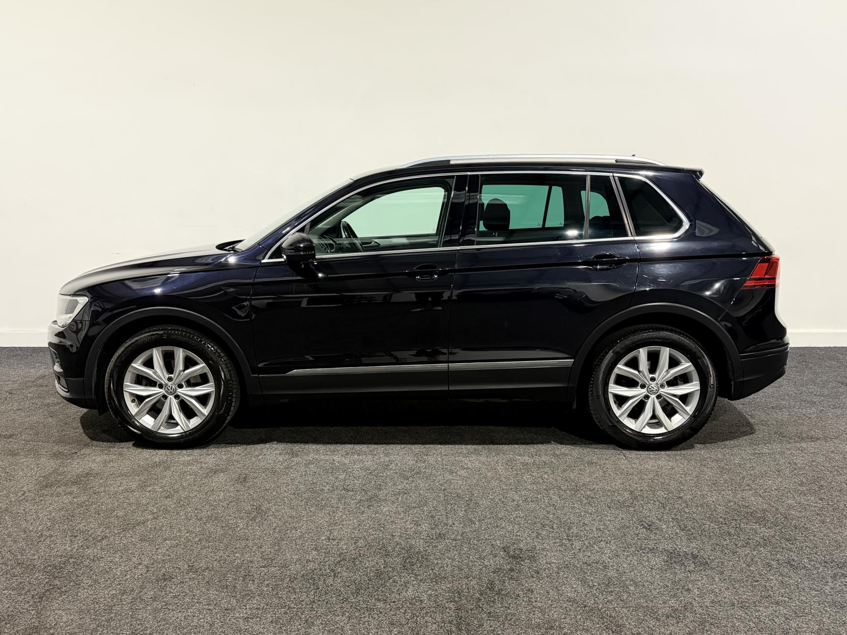 Volkswagen Tiguan 2.0 TDI SE Navigation SUV 5dr Diesel DSG Euro 6 (s/s) (150 ps)