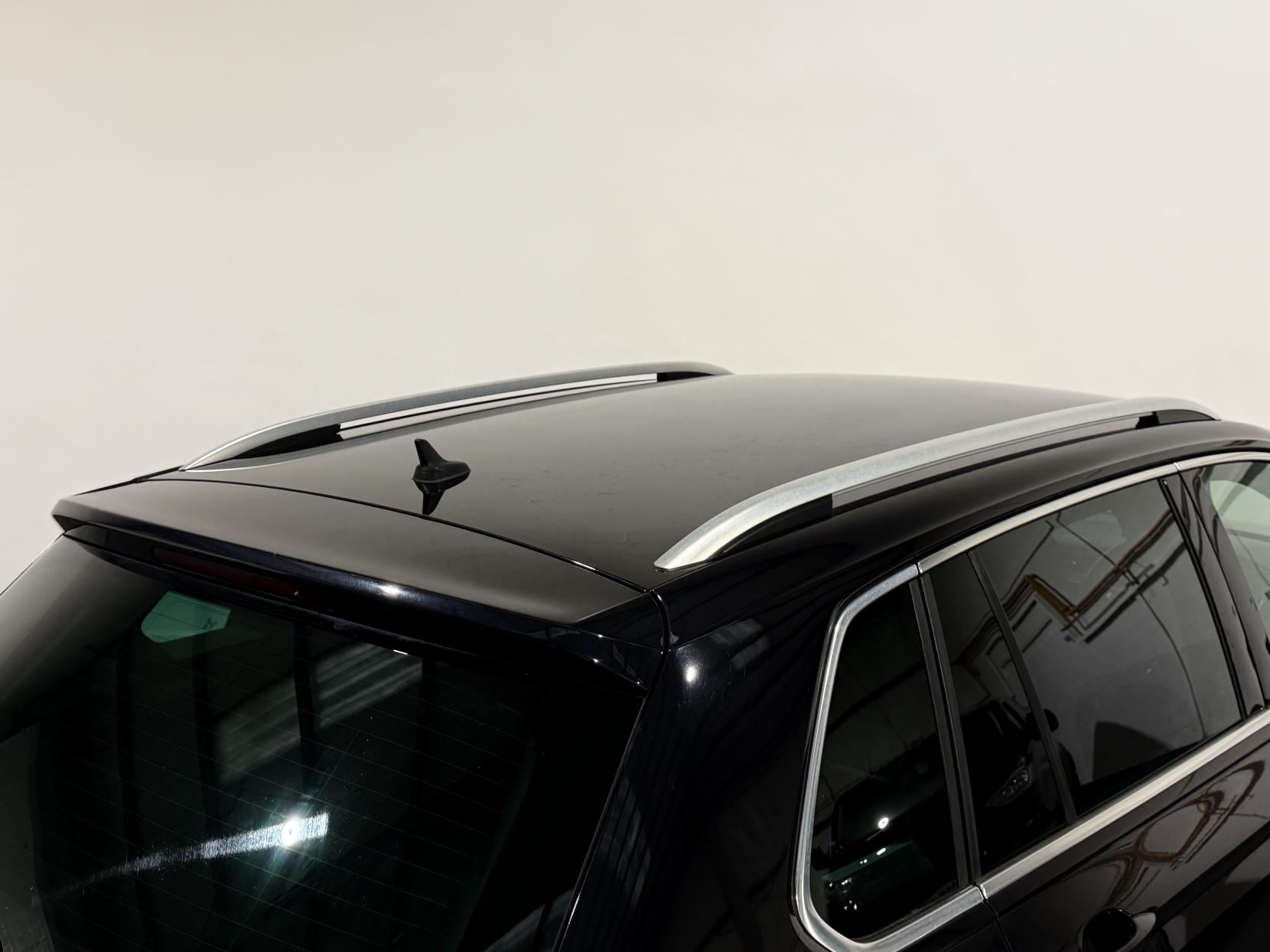 Volkswagen Tiguan 2.0 TDI SE Navigation SUV 5dr Diesel DSG Euro 6 (s/s) (150 ps)