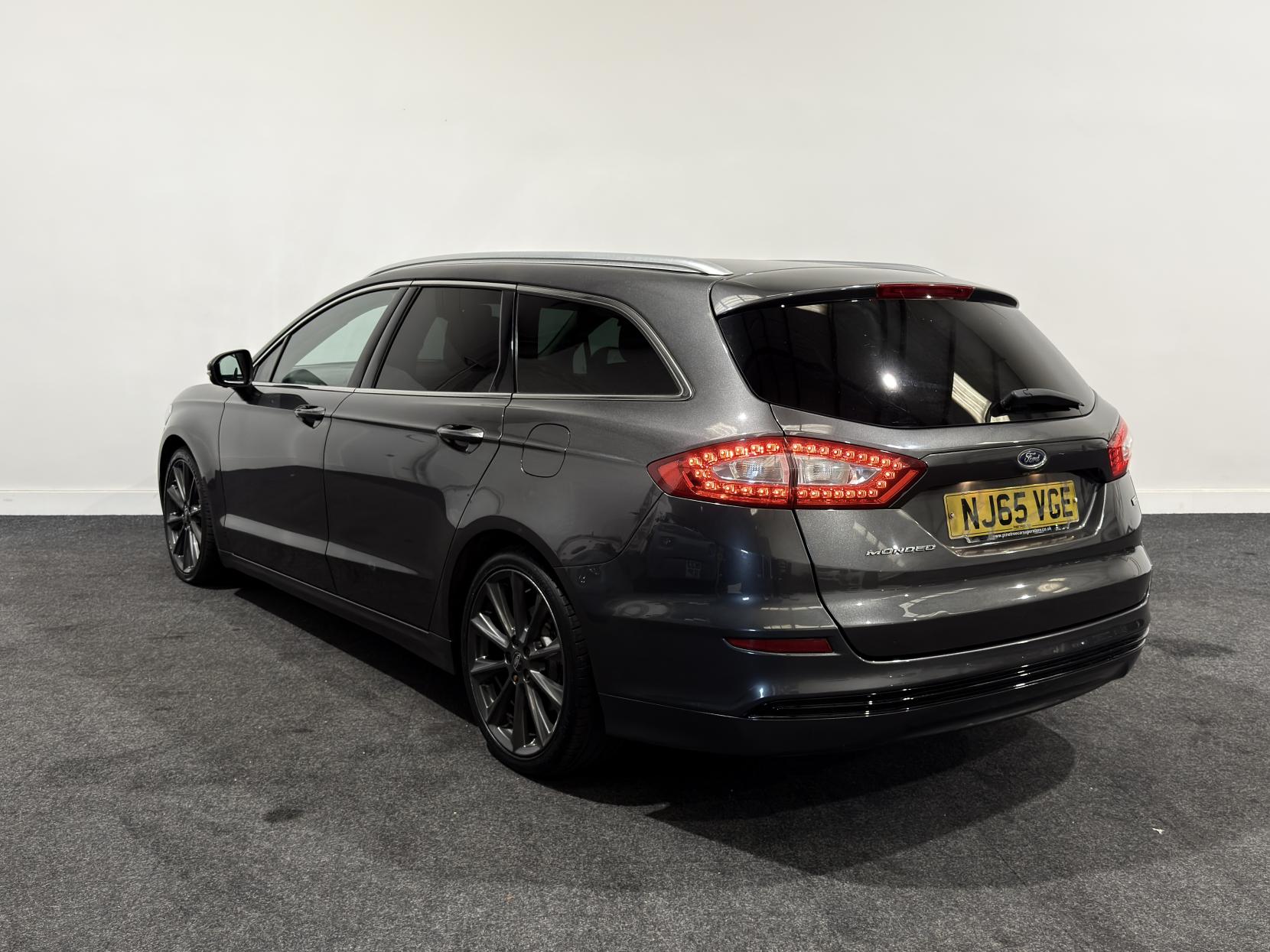 Ford Mondeo 1.5 TDCi ECOnetic Titanium Estate 5dr Diesel Manual Euro 6 (s/s) (120 ps)