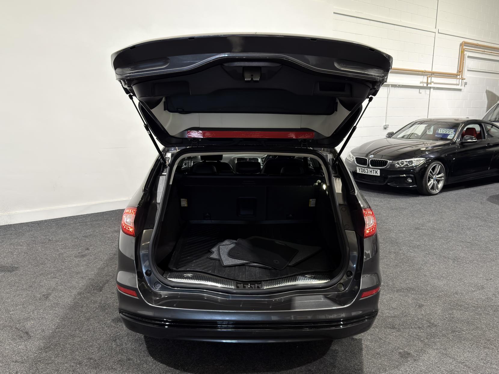 Ford Mondeo 1.5 TDCi ECOnetic Titanium Estate 5dr Diesel Manual Euro 6 (s/s) (120 ps)