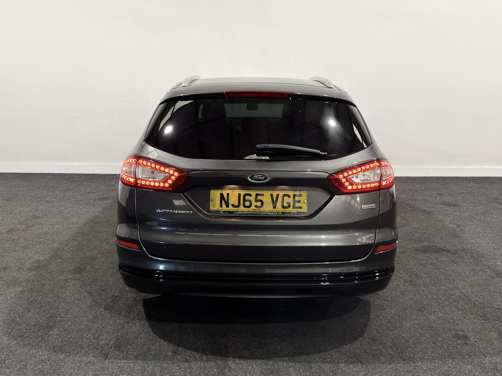 Ford Mondeo 1.5 TDCi ECOnetic Titanium Estate 5dr Diesel Manual Euro 6 (s/s) (120 ps)