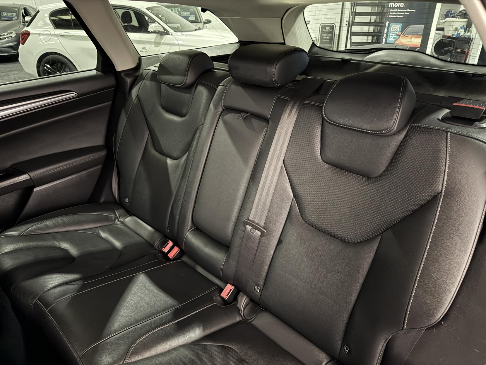 Ford Mondeo 1.5 TDCi ECOnetic Titanium Estate 5dr Diesel Manual Euro 6 (s/s) (120 ps)