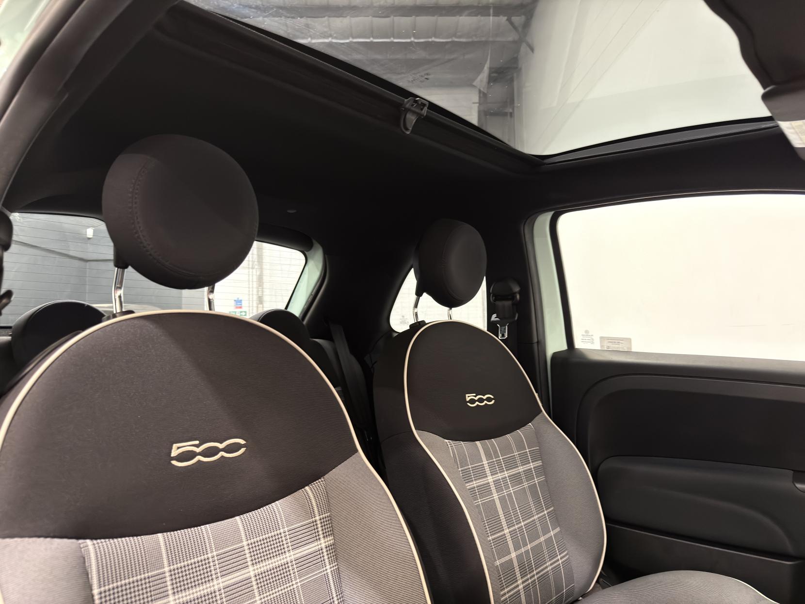 Fiat 500 1.0 MHEV Lounge Hatchback 3dr Petrol Manual Euro 6 (s/s) (70 bhp)