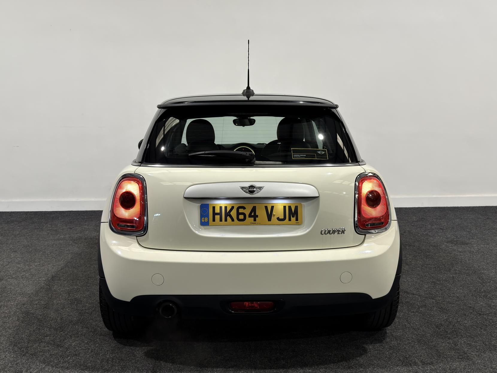 MINI Hatch 1.5 Cooper Hatchback 3dr Petrol Manual Euro 6 (s/s) (136 ps)