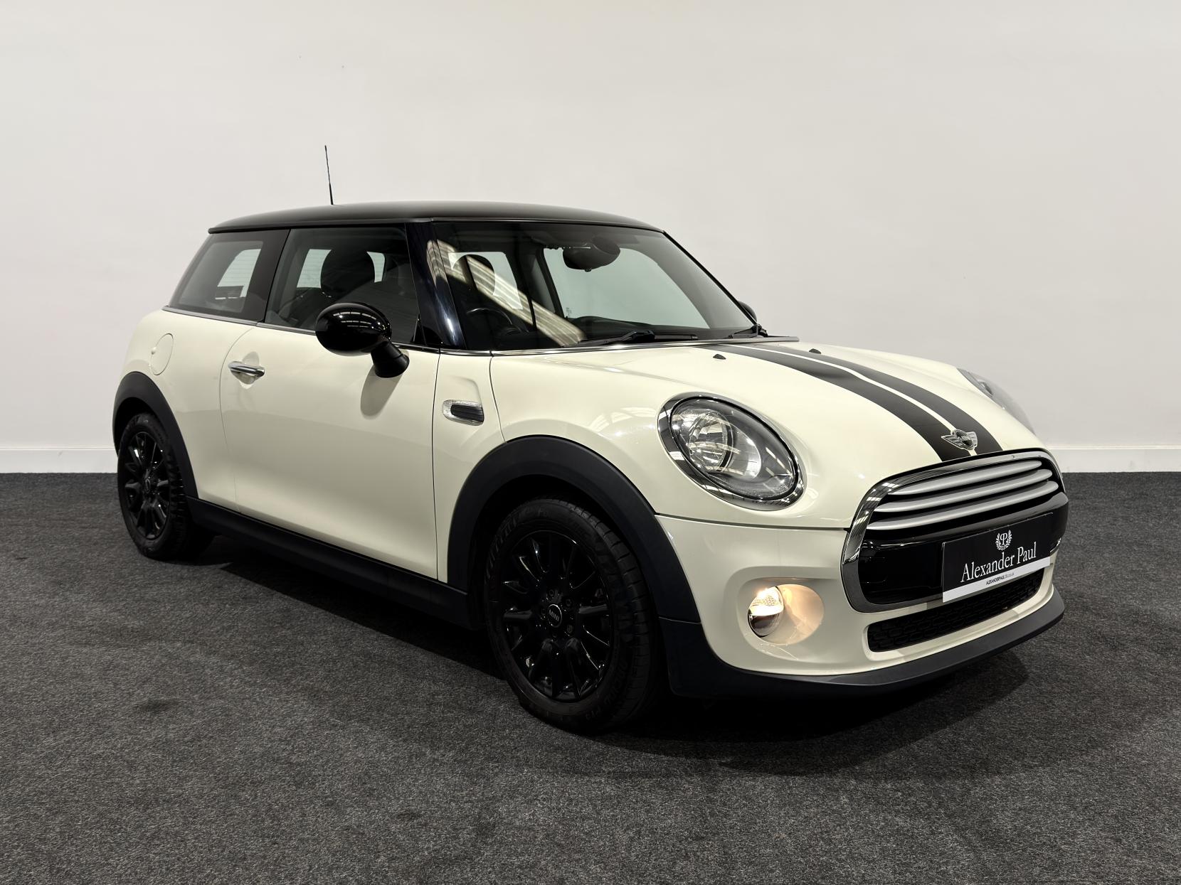 MINI Hatch 1.5 Cooper Hatchback 3dr Petrol Manual Euro 6 (s/s) (136 ps)