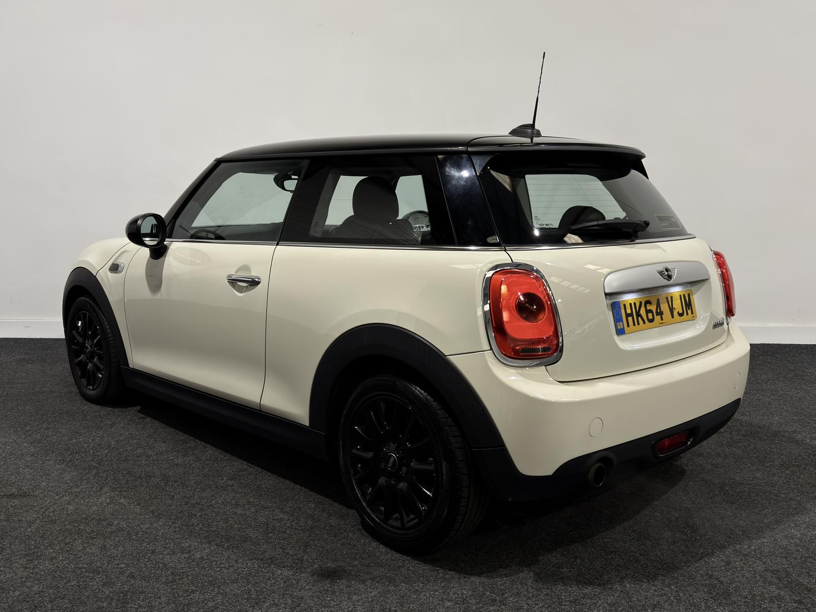 MINI Hatch 1.5 Cooper Hatchback 3dr Petrol Manual Euro 6 (s/s) (136 ps)