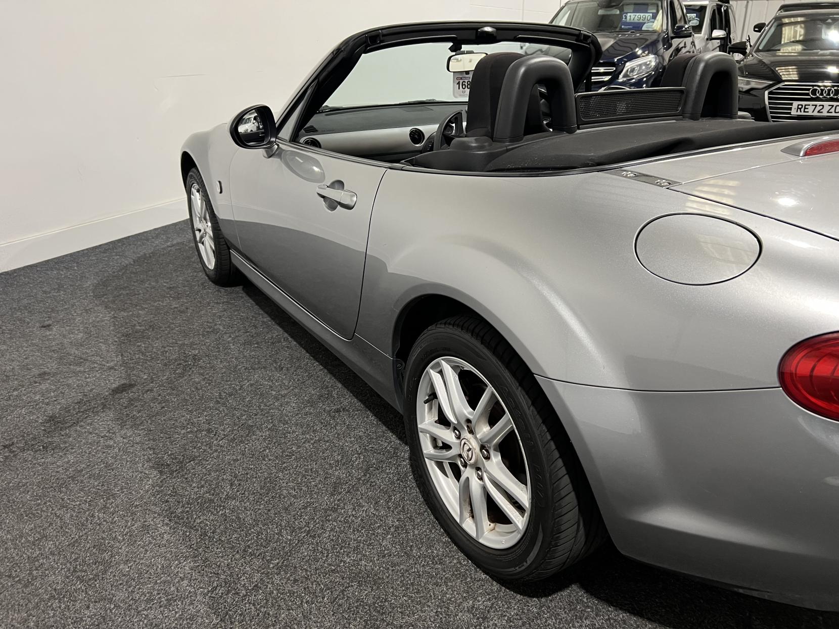 Mazda MX-5 1.8i SE Convertible 2dr Petrol Manual Euro 4 (126 ps)