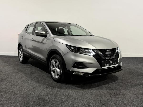 Nissan Qashqai 1.3 DIG-T Acenta Premium SUV 5dr Petrol Manual Euro 6 (s/s) (140 ps)