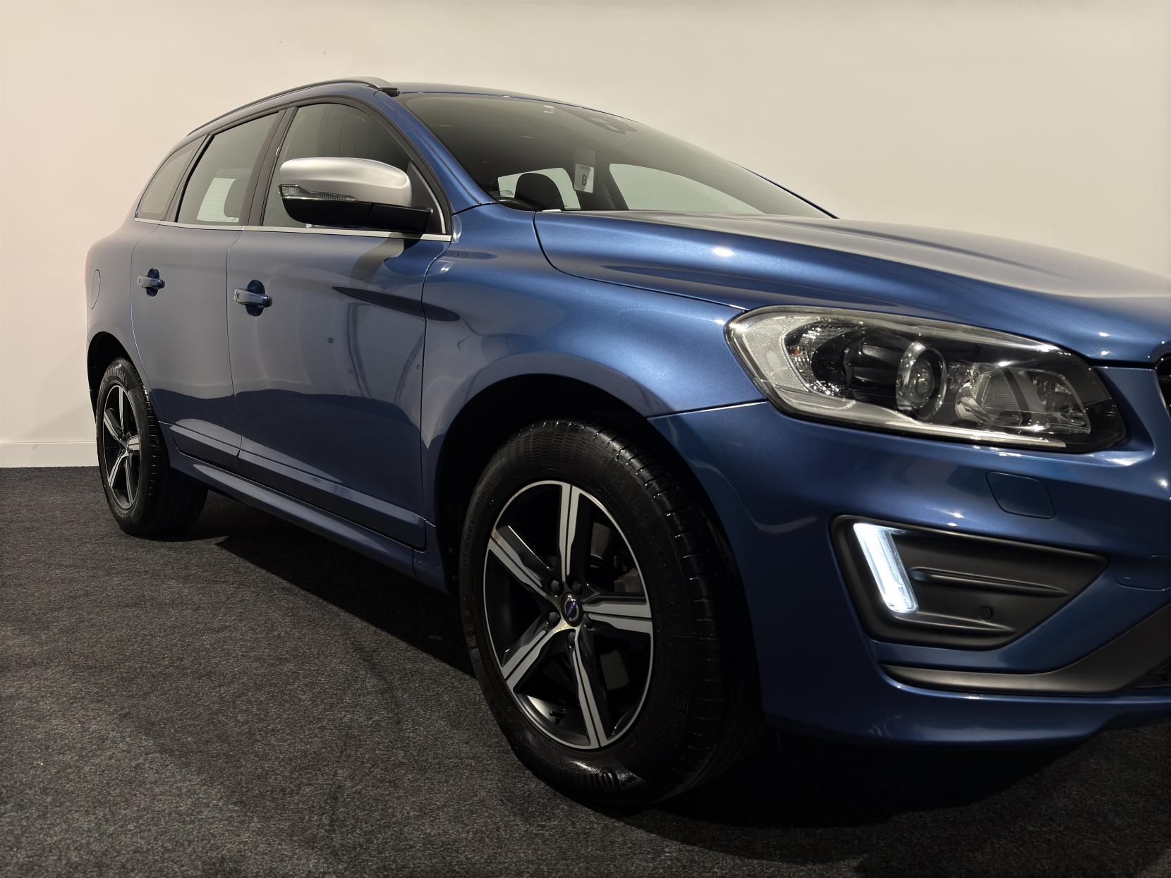 Volvo XC60 2.4 D4 R-Design Lux Nav SUV 5dr Diesel Auto AWD Euro 6 (s/s) (190 ps)