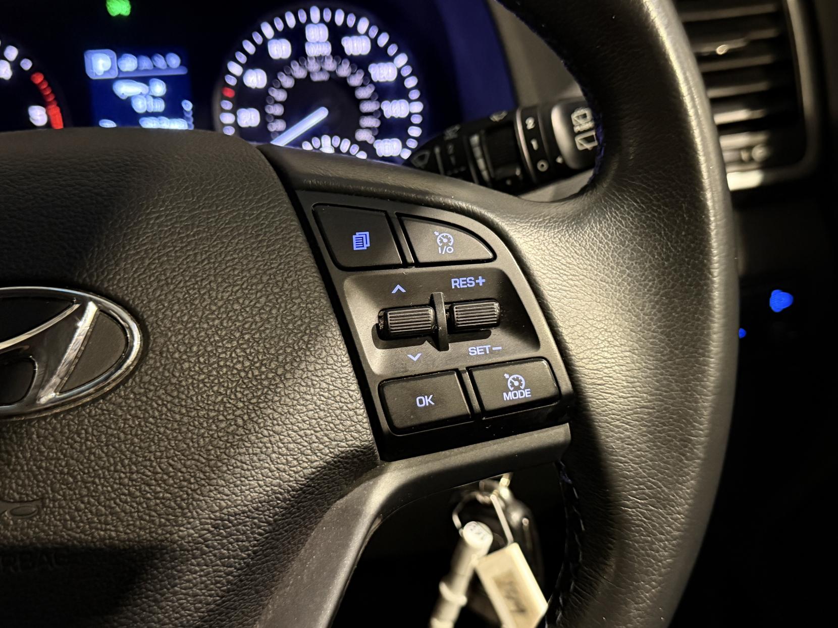 Hyundai TUCSON 1.7 CRDi Blue Drive SE SUV 5dr Diesel DCT Euro 6 (s/s) (141 ps)