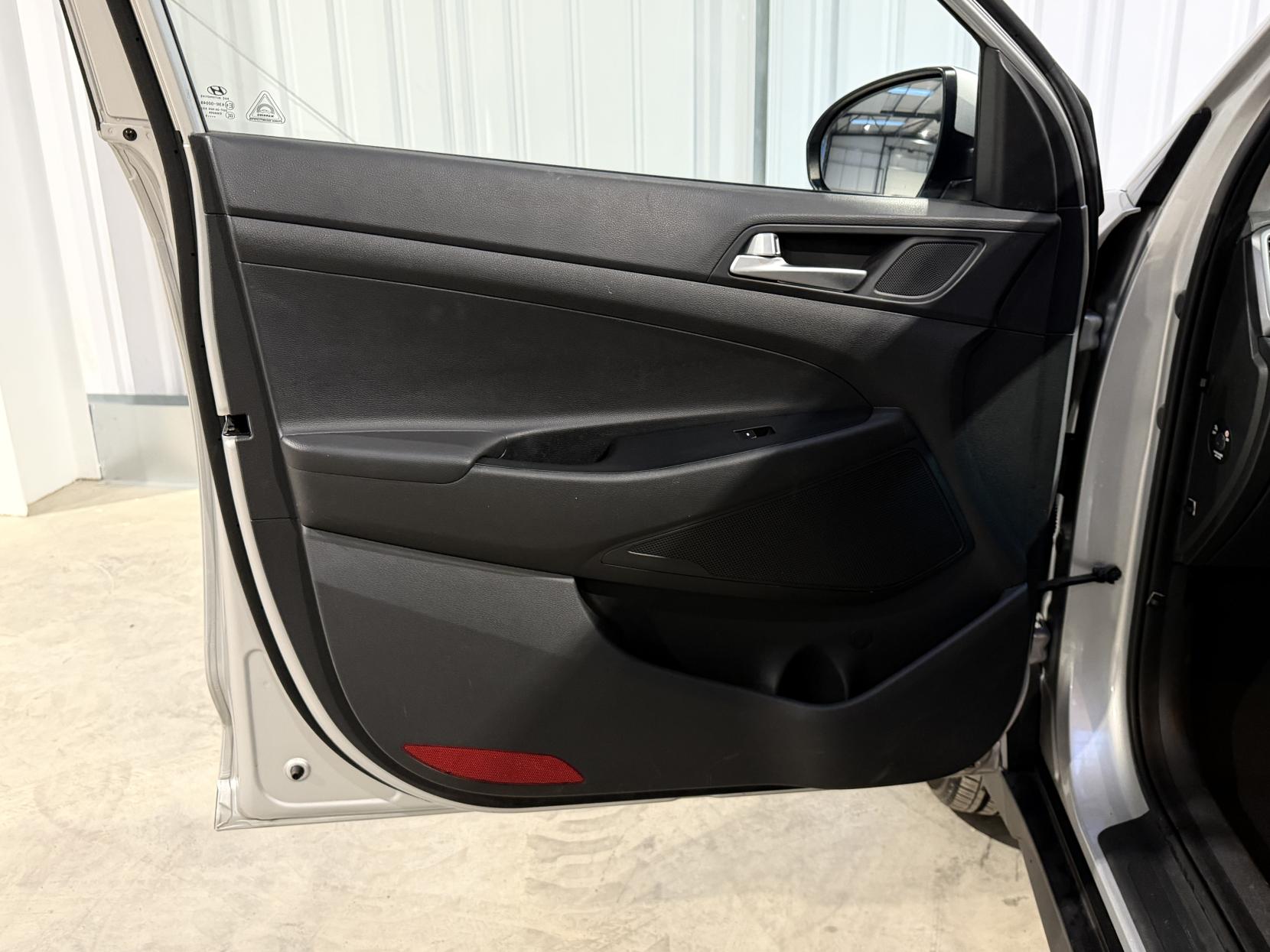 Hyundai TUCSON 1.7 CRDi Blue Drive SE SUV 5dr Diesel DCT Euro 6 (s/s) (141 ps)