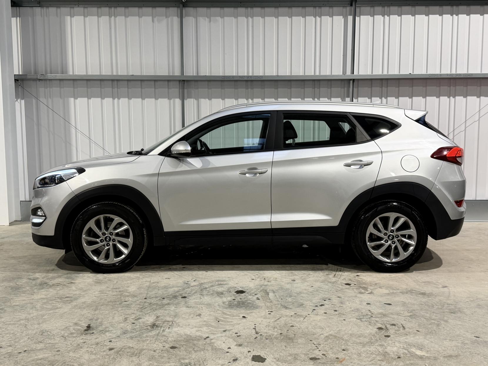 Hyundai TUCSON 1.7 CRDi Blue Drive SE SUV 5dr Diesel DCT Euro 6 (s/s) (141 ps)